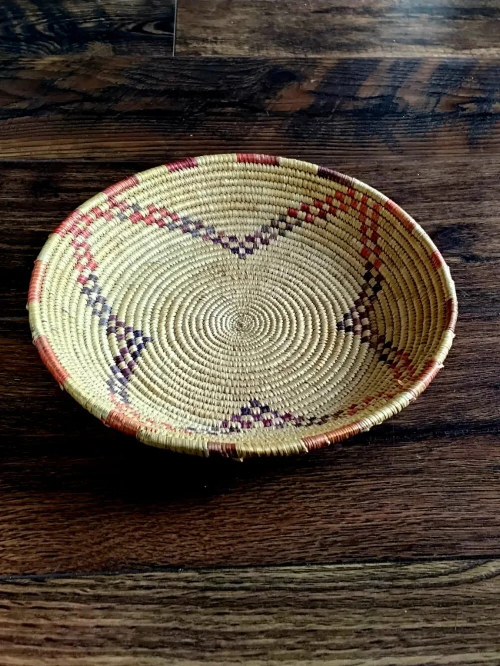 Native American Hand Woven Seagrass Basket Tray. 9